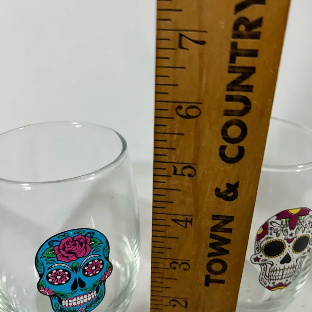 SUGAR SKULL DAY OF THE DAY HALLOWEEN 5” STEMLESS WINE‎ GLASSES SET 2 BLUE/WHITE